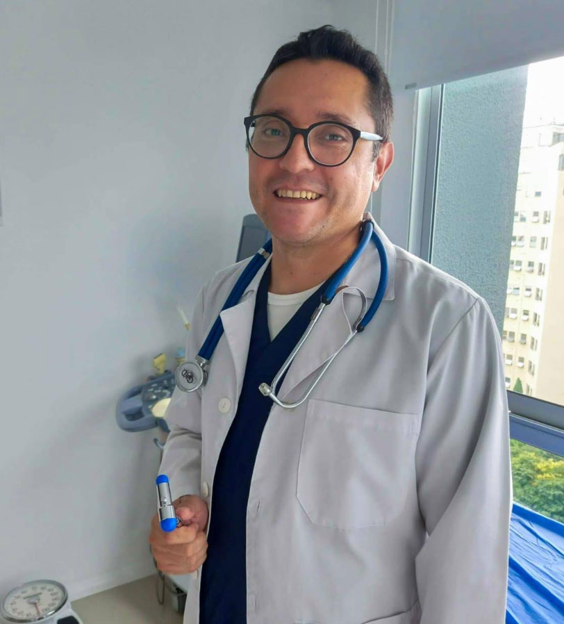 Dr. Óscar Castro Angulo, neurólogo en Pereira